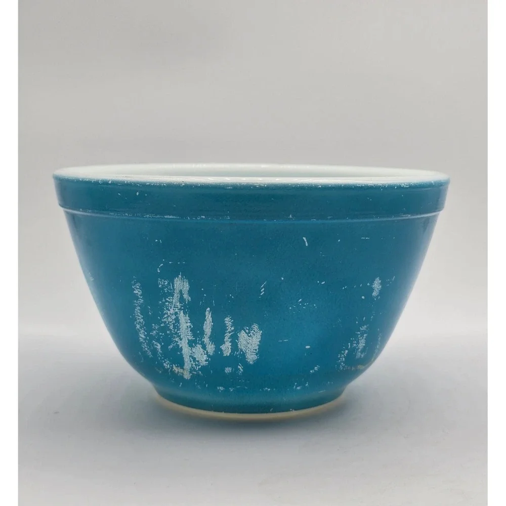 Vintage Pyrex 401 Turquoise Blue Nesting Mixing Bowl 1.5Pt Milk Glass Made USA